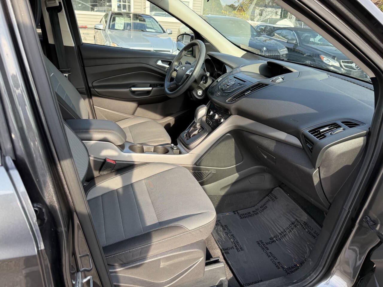 Used 2015 Ford Escape SE AWD/4WD image 9