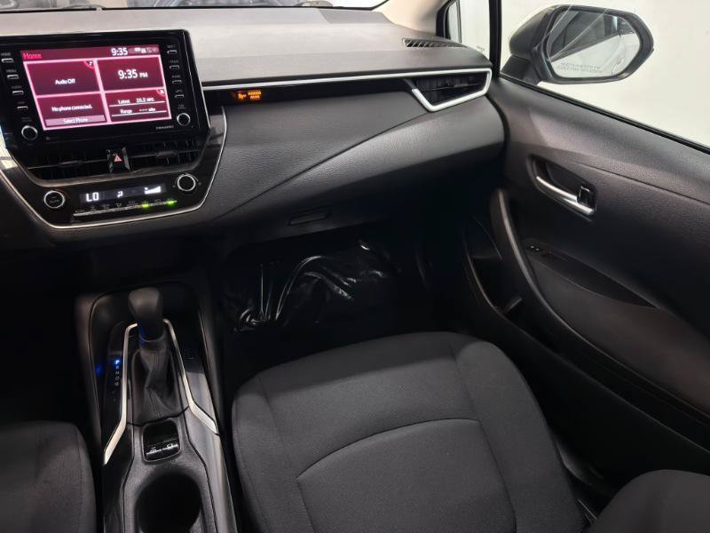 Used 2021 Toyota Corolla LE FWD image 19
