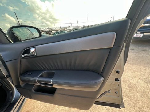 Used 2007 INFINITI M45 Sport w/ Technology Pkg RWD image 19