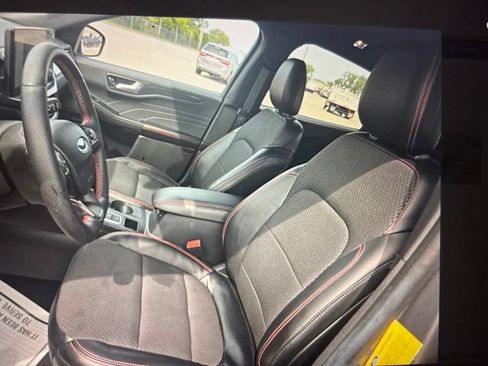Used 2024 Ford Escape ST-Line Select w/ Tech Pack #2 AWD/4WD image 19