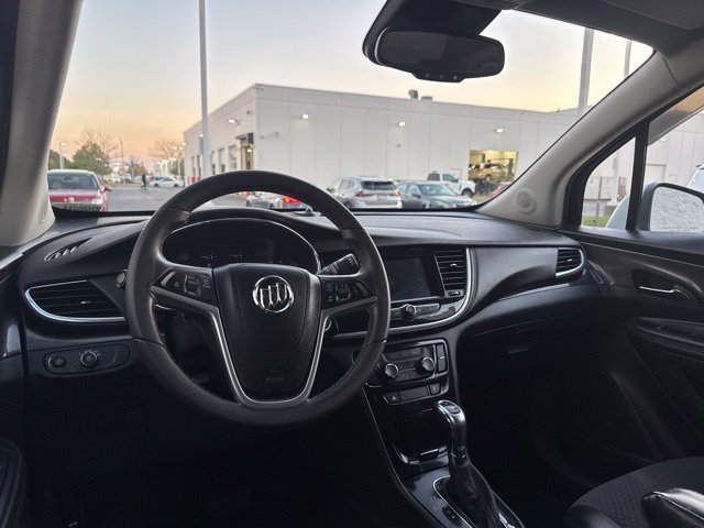 Used 2022 Buick Encore Preferred w/ Safety Package FWD image 8