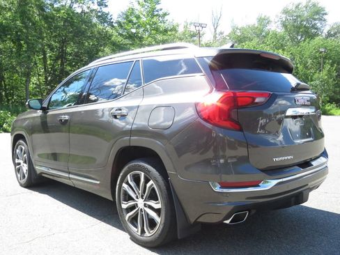 Used 2019 GMC Terrain Denali w/ Advanced Safety Package FWD image 7