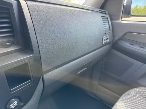 Used 2008 Dodge Ram 1500 Truck ST AWD/4WD image 19