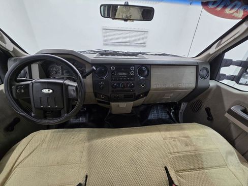 Used 2010 Ford F250 XL AWD/4WD image 13