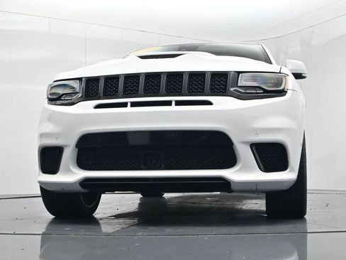 Used 2018 Jeep Grand Cherokee Trackhawk AWD/4WD image 56
