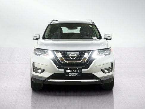 Used 2017 Nissan Rogue SL w/ SL Premium Package AWD/4WD image 8