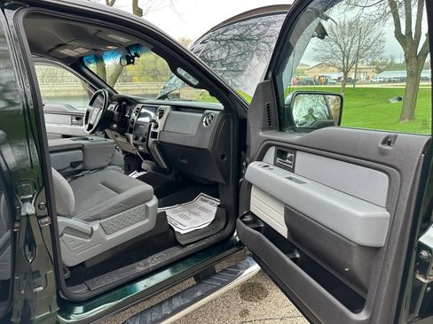 Used 2012 Ford F150 XLT w/ XLT Chrome Pkg AWD/4WD image 11