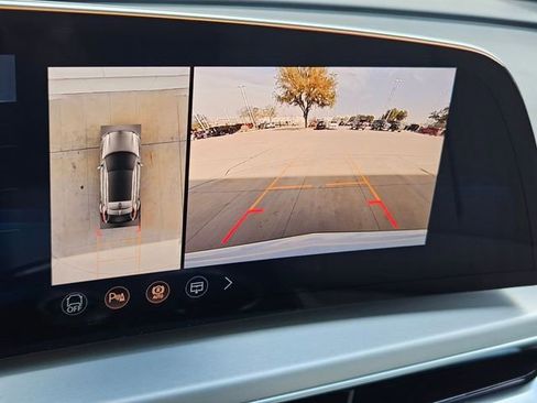 New 2026 Cadillac Lyriq Luxury w/ LPO, Floor Liner Package image 20