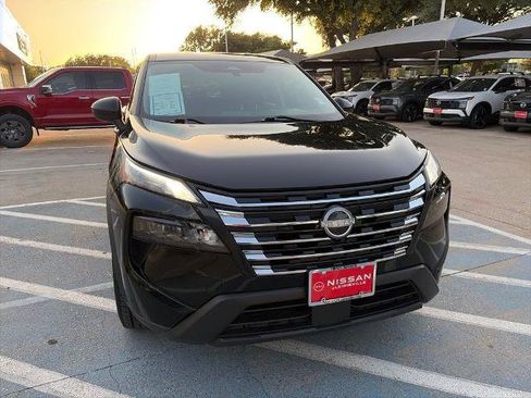 Certified 2024 Nissan Rogue SV FWD image 7