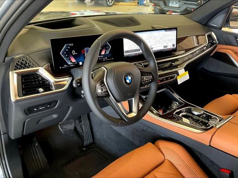 New 2026 BMW X5 xDrive40i w/ Premium Package image 8