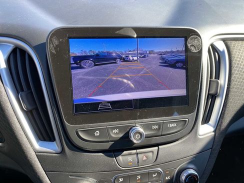 Used 2024 Chevrolet Malibu LT image 18