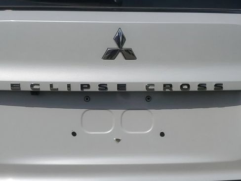 Used 2024 Mitsubishi Eclipse Cross LE AWD/4WD image 33