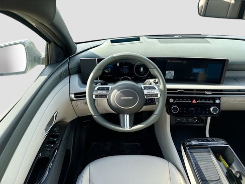 New 2026 Hyundai Tucson Limited image 17