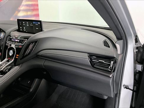 Used 2025 Acura RDX SH-AWD image 21