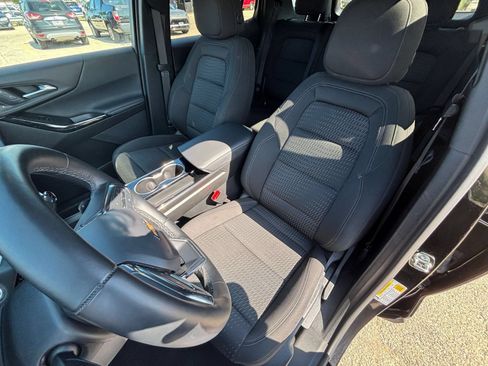 Used 2025 Chevrolet Equinox LT FWD image 36