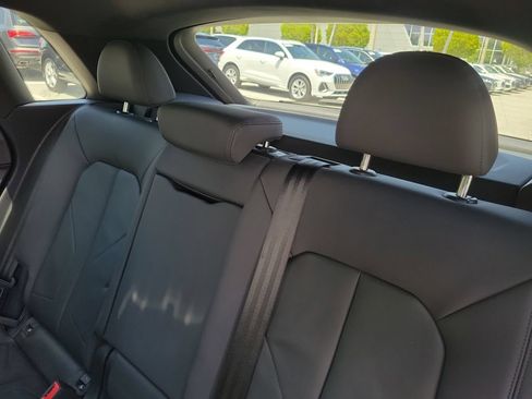Certified 2022 Audi Q3 2.0T Premium Plus w/ Premium Plus Package AWD/4WD image 27
