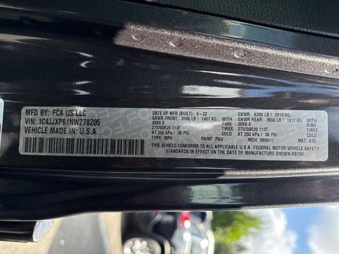 Used 2022 Jeep Wrangler Unlimited Sahara w/ Cold Weather Group AWD/4WD image 16