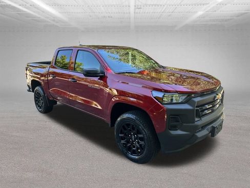 Used 2026 Chevrolet Colorado W/T w/ WT Custom Package RWD image 8