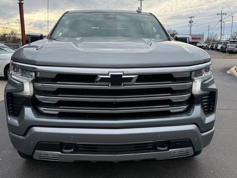 Used 2023 Chevrolet Silverado 1500 High Country w/ High Country Premium Package image 5
