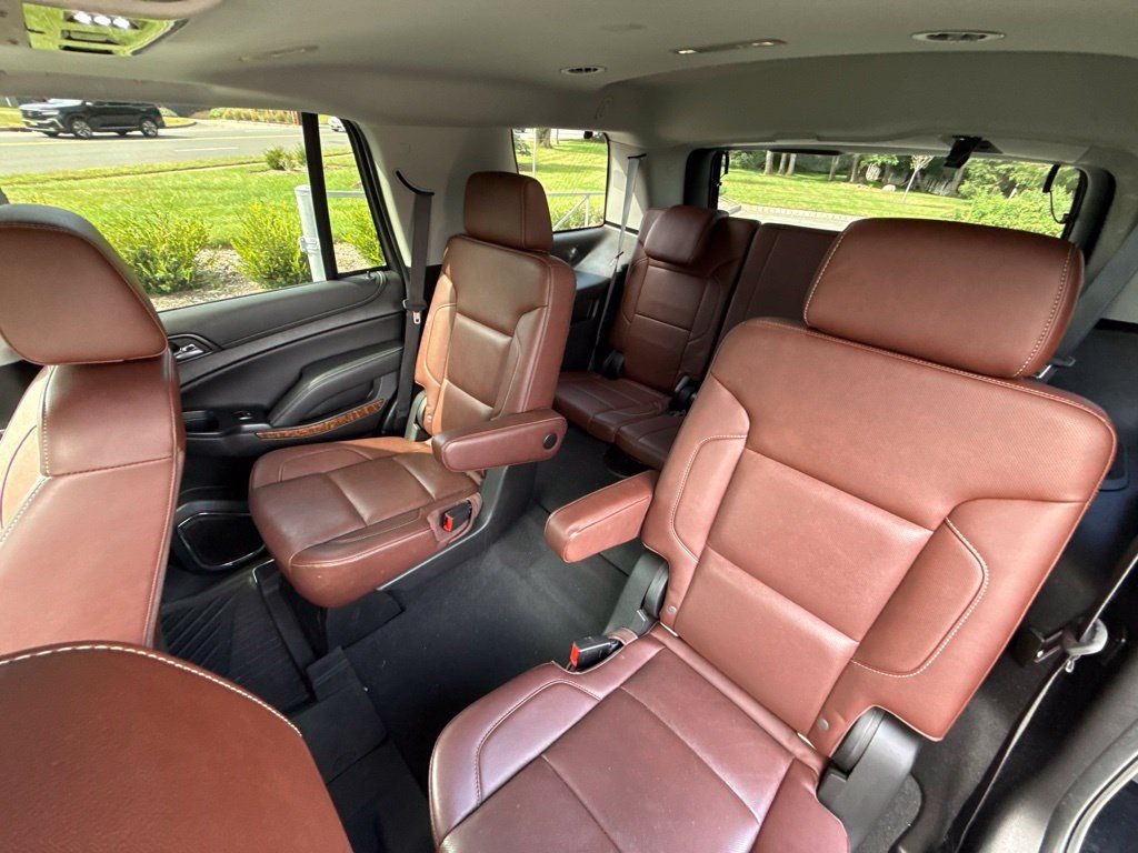 Used 2019 Chevrolet Tahoe Premier w/ Premier Plus Edition AWD/4WD image 11