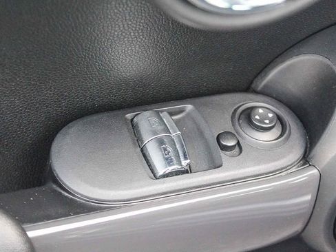 Used 2017 MINI Cooper 2-Door Hardtop FWD image 26