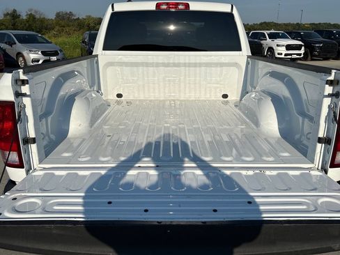 Used 2024 RAM 1500 Classic SLT RWD image 32