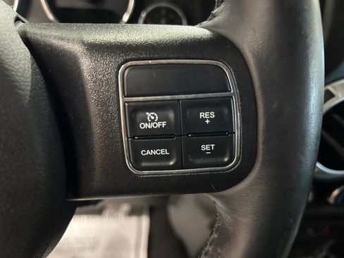 Used 2013 Jeep Wrangler Unlimited Sahara w/ Connectivity Group AWD/4WD image 11