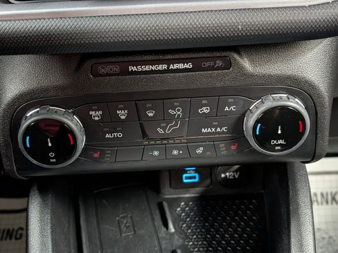 Used 2022 Ford Bronco Sport Outer Banks w/ Tech Package image 19