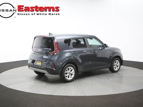 Used 2025 Kia Soul LX w/ LX Technology Package FWD image 40