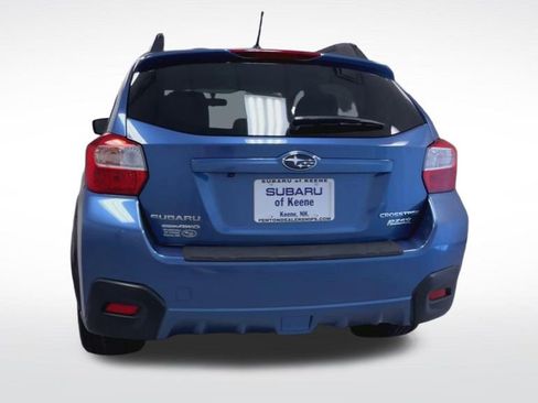 Used 2017 Subaru Crosstrek 2.0i Premium AWD/4WD image 7