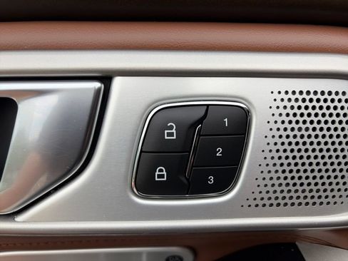 Used 2021 Ford Explorer King Ranch w/ Premium Technology Package AWD/4WD image 20