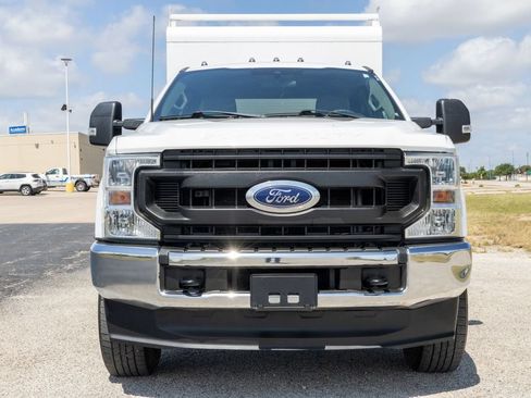 Used 2022 Ford F350 XL w/ Power Equipment Group AWD/4WD image 2