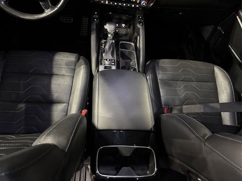 Certified 2022 Kia Telluride SX w/ SX Prestige Package image 22