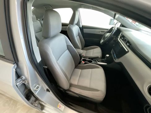 Used 2019 Toyota Corolla LE image 23