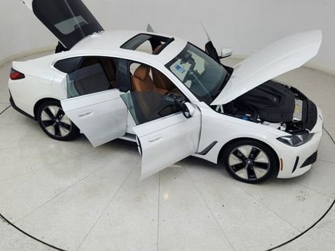 Used 2025 BMW i4 xDrive40i w/ Premium Package image 84