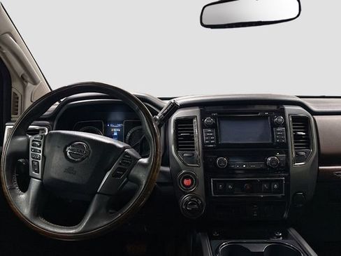Used 2016 Nissan Titan Platinum Reserve AWD/4WD image 23