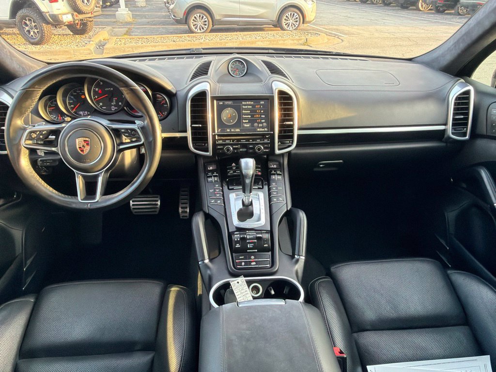 Used 2016 Porsche Cayenne GTS AWD/4WD image 18