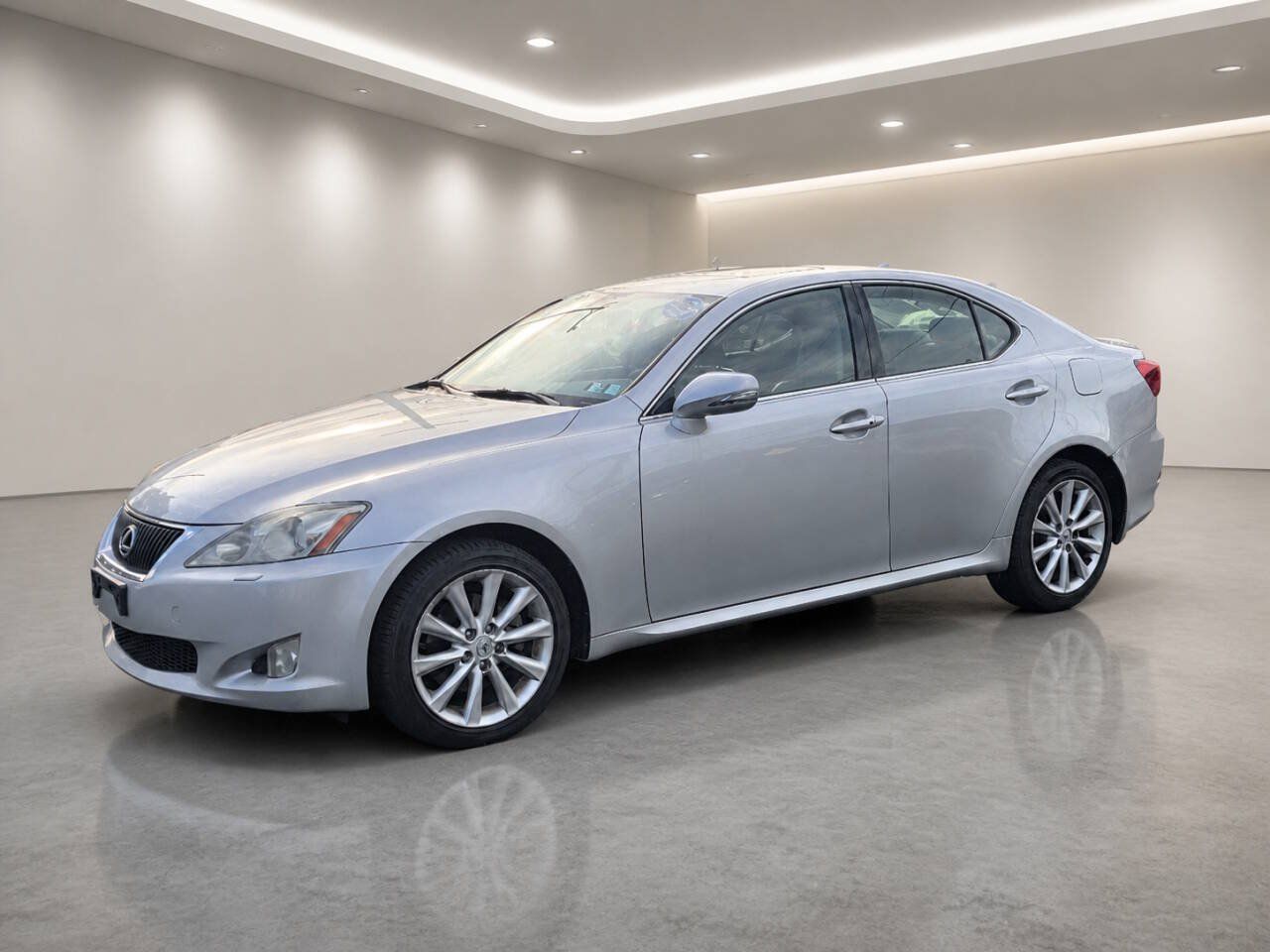 Used 2010 Lexus IS 250 AWD w/ Luxury Plus Value Edition image 2