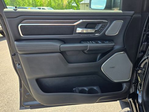 New 2026 RAM 1500 Laramie AWD/4WD image 14