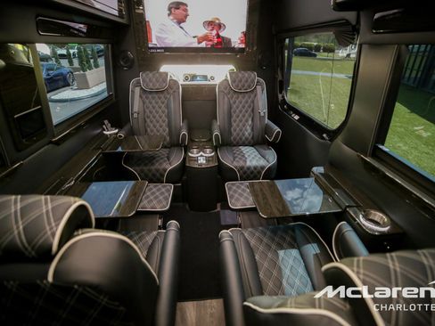 New 2024 Mercedes-Benz Sprinter 3500 image 19