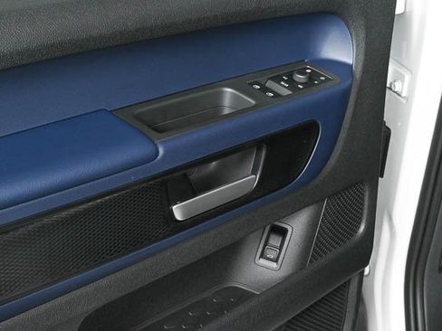 New 2025 Volkswagen ID. Buzz Pro S image 5