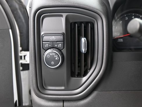 Used 2022 Chevrolet Silverado 1500 Custom w/ LPO, Blackout Package image 17