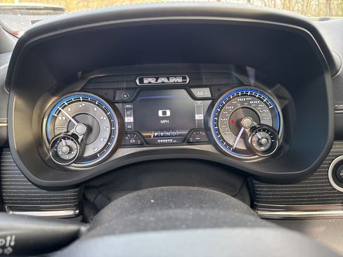 Used 2021 RAM 1500 Limited w/ Night Edition image 6