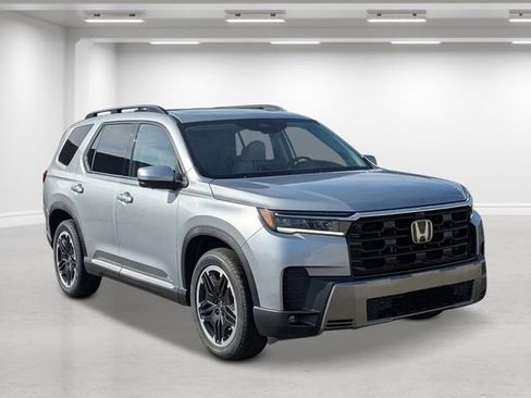 New 2026 Honda Pilot Touring image 1