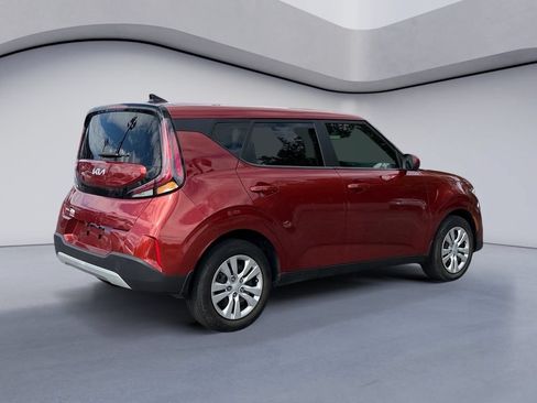 Used 2023 Kia Soul LX FWD image 5