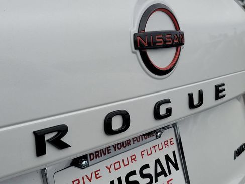 New 2026 Nissan Rogue SV AWD/4WD image 3