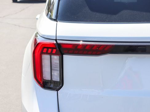 New 2026 Ford Explorer ST-Line RWD image 7