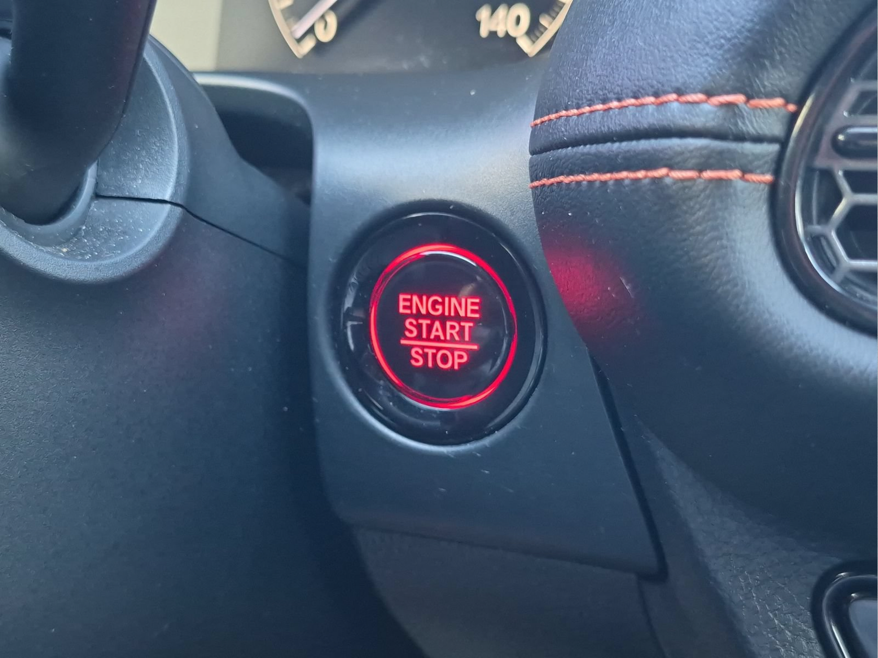 Certified 2025 Honda HR-V Sport image 26