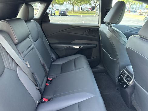 Used 2025 Lexus RX 350 FWD w/ Technology Package image 29