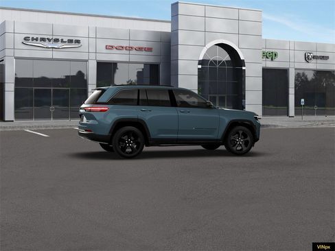 New 2026 Jeep Grand Cherokee Limited w/ Limited Altitude Package image 15